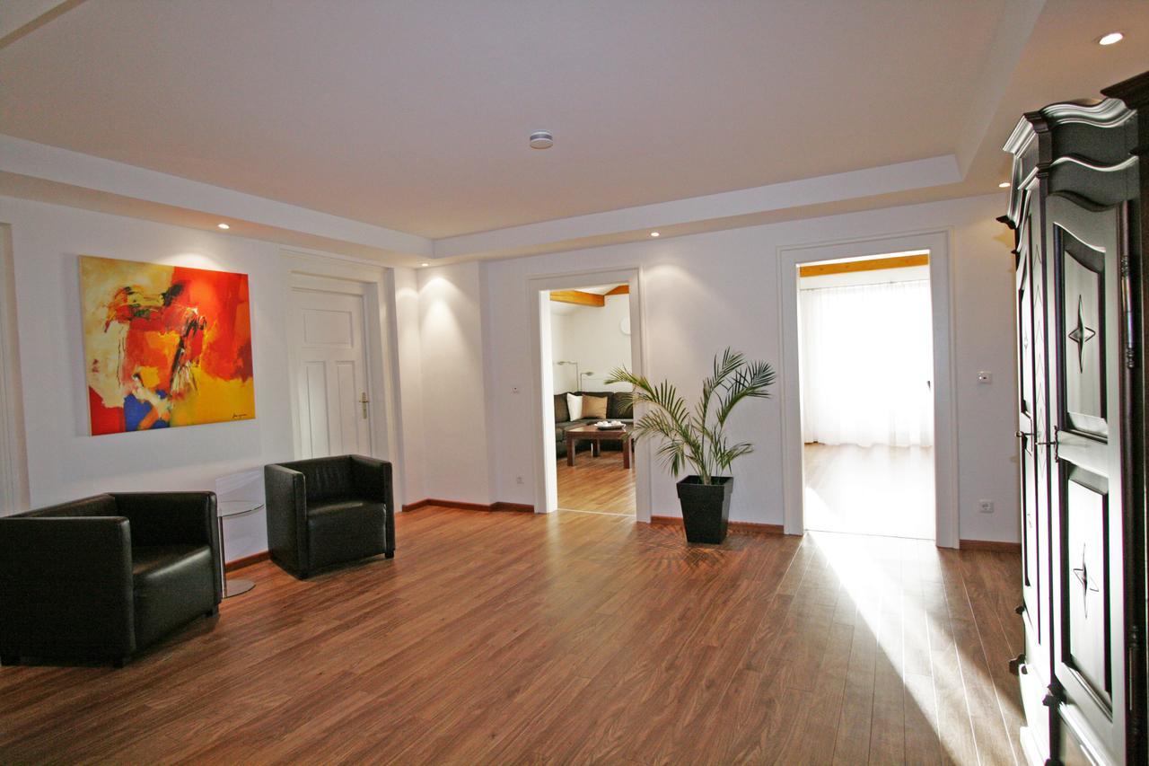 Ferienwohnung Am Kurpark -Wohnung 3,150Qm- Mit Lift 가르미슈파르텐키르헨 외부 사진